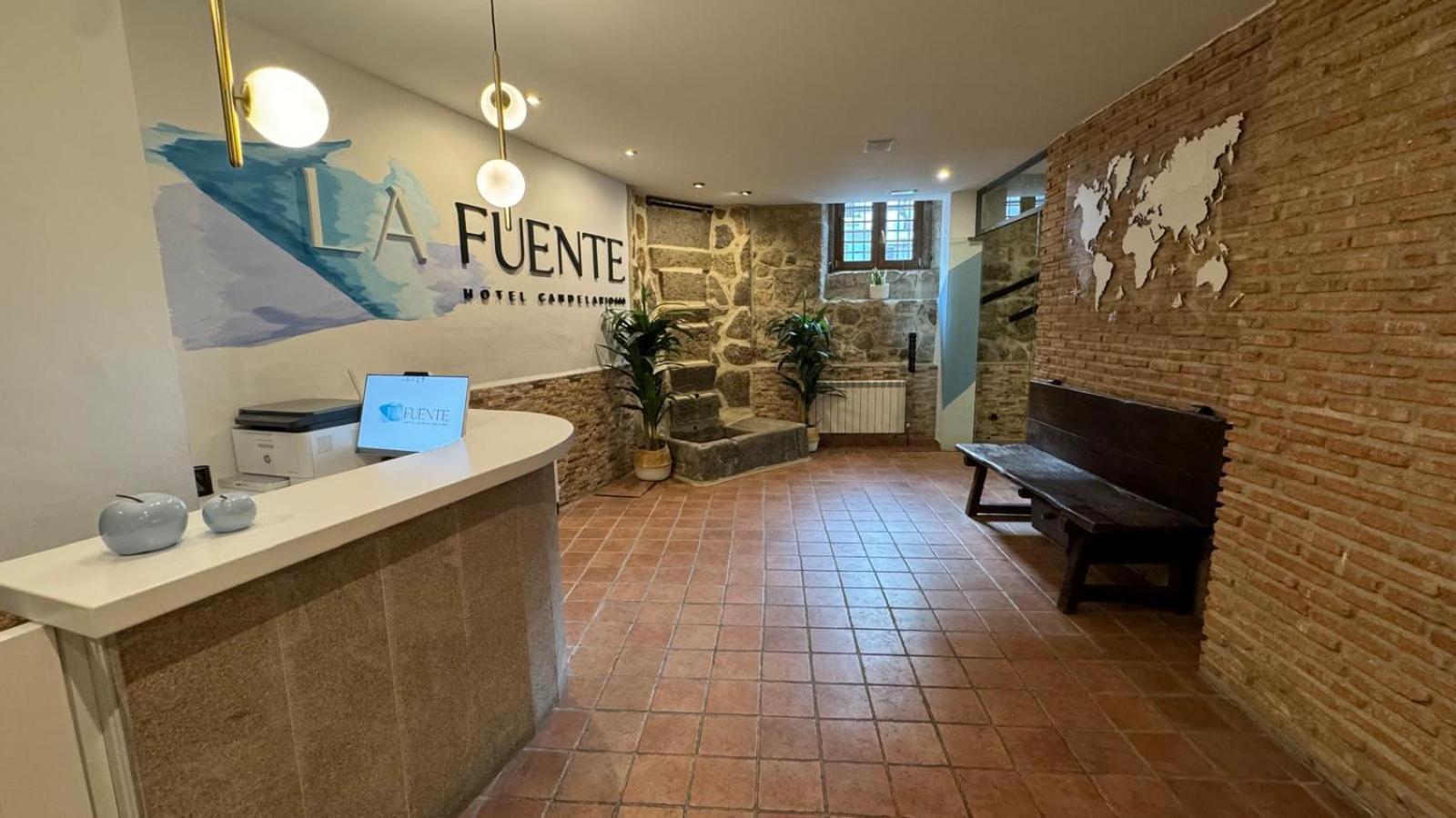 Hospedium Hotel La Fuente Candelario Exterior foto